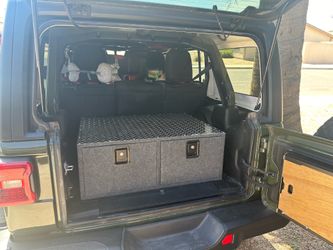 Jeep overland dual drawer system