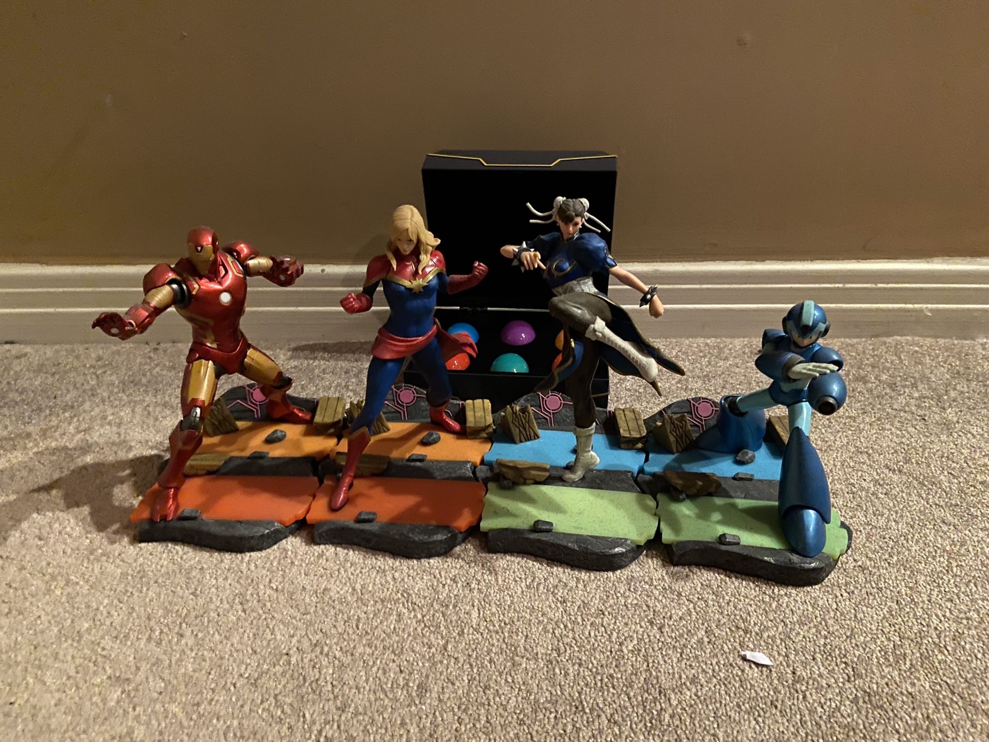 Marvel Vs Capcom Infinite Statues And Light-Up Infinity Stones