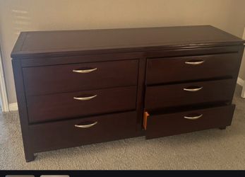 Chest of drawers for sale