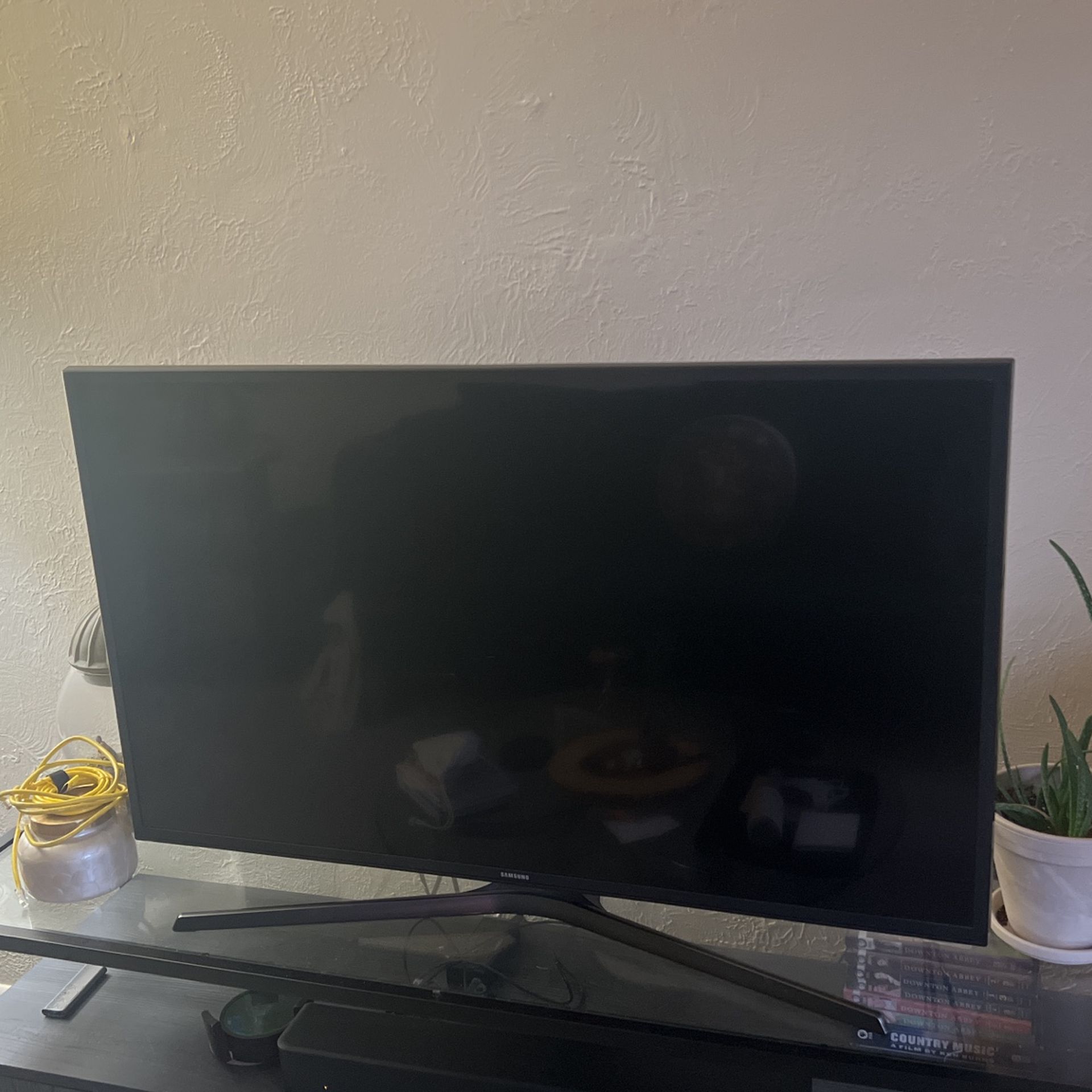 Samsung 40" UHD 4k Flat Smart TV KU6290 Series 6