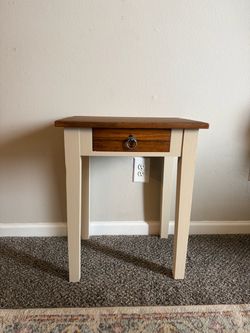 Solid Wood End table Made in Chile