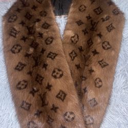Louis Vuitton Monogram Mink Fur Scarf LV Logo Brown/ Black