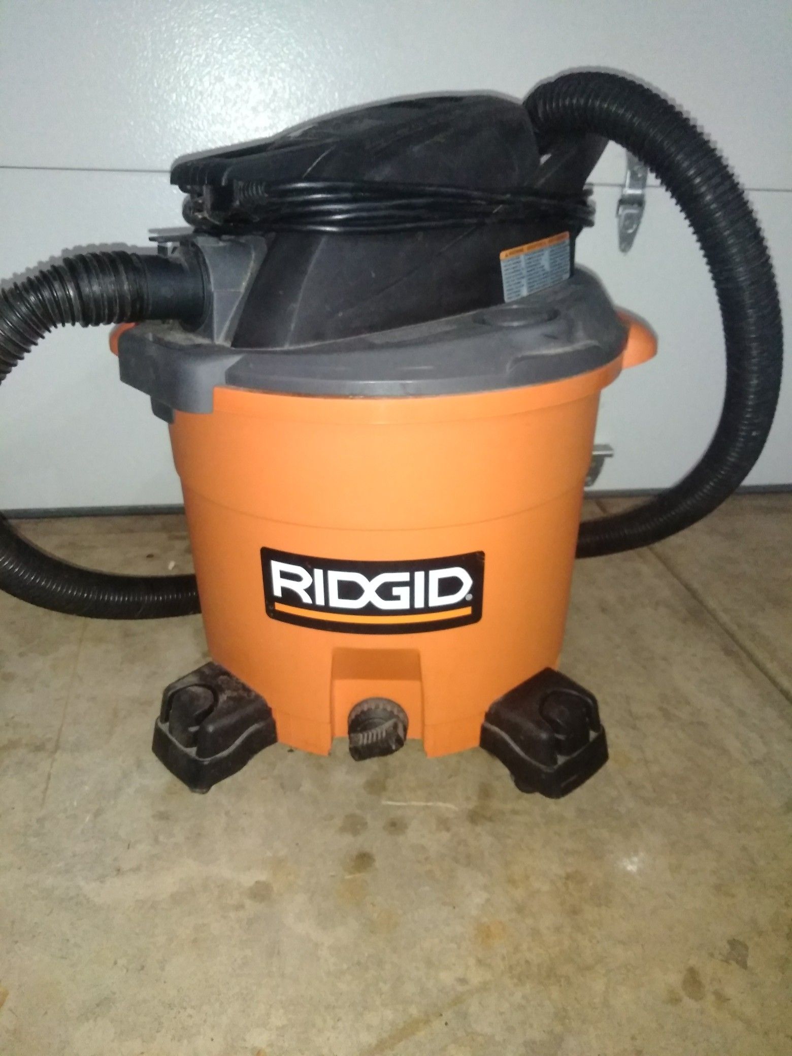 12 galons ridgid