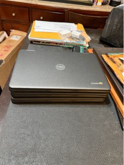 💻 Dell Chromebook 2-in-1 Touchscreen Laptop – $225 Ea