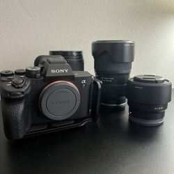 Like New Sony A7IV With Lenses 