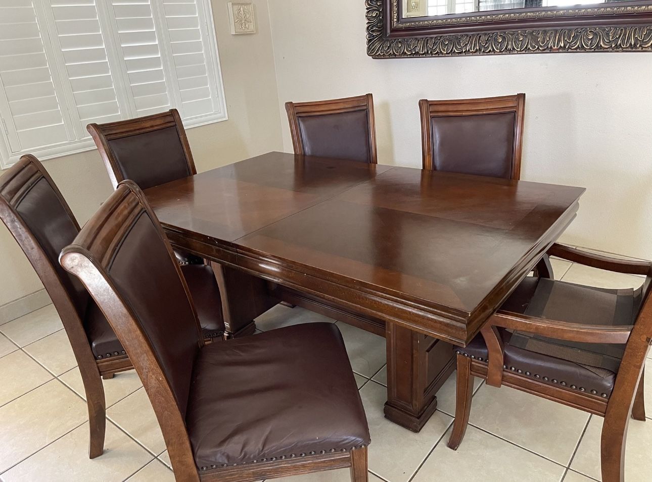 Wood Dinning Table With Extension To 6 Chairs