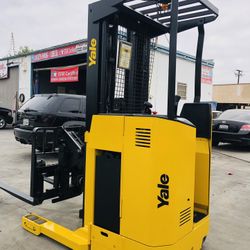 Forklift Electric Reach