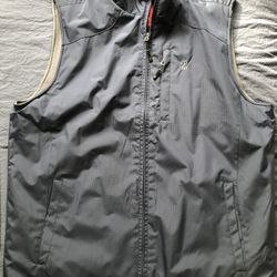 New Izod Zip Up Sleeveless Jacket