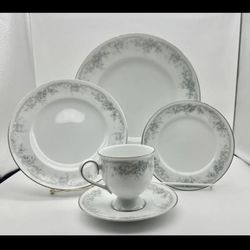 Vintage Noritake Limerick 5 Piece Place Setting 