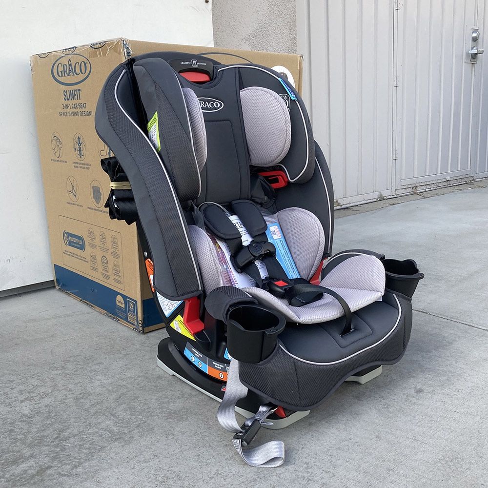 New in Box $145 (Graco) Slimfit 3 in 1 Car Seat, For child 5 to 100 lbs, Space Saving (Redmond)