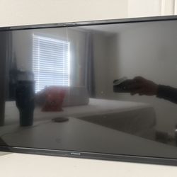 32” Polaroid LED TV – Great Condition
