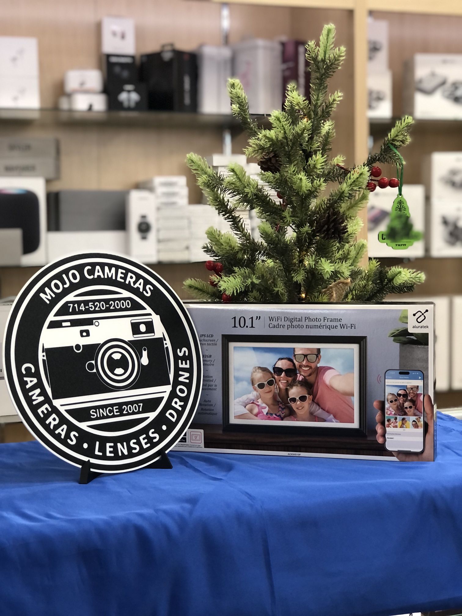 Aluratek 10.1” Digital Picture Frame Stocking Stuffer Gift Idea
