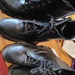 2 Pair Women's Boots 