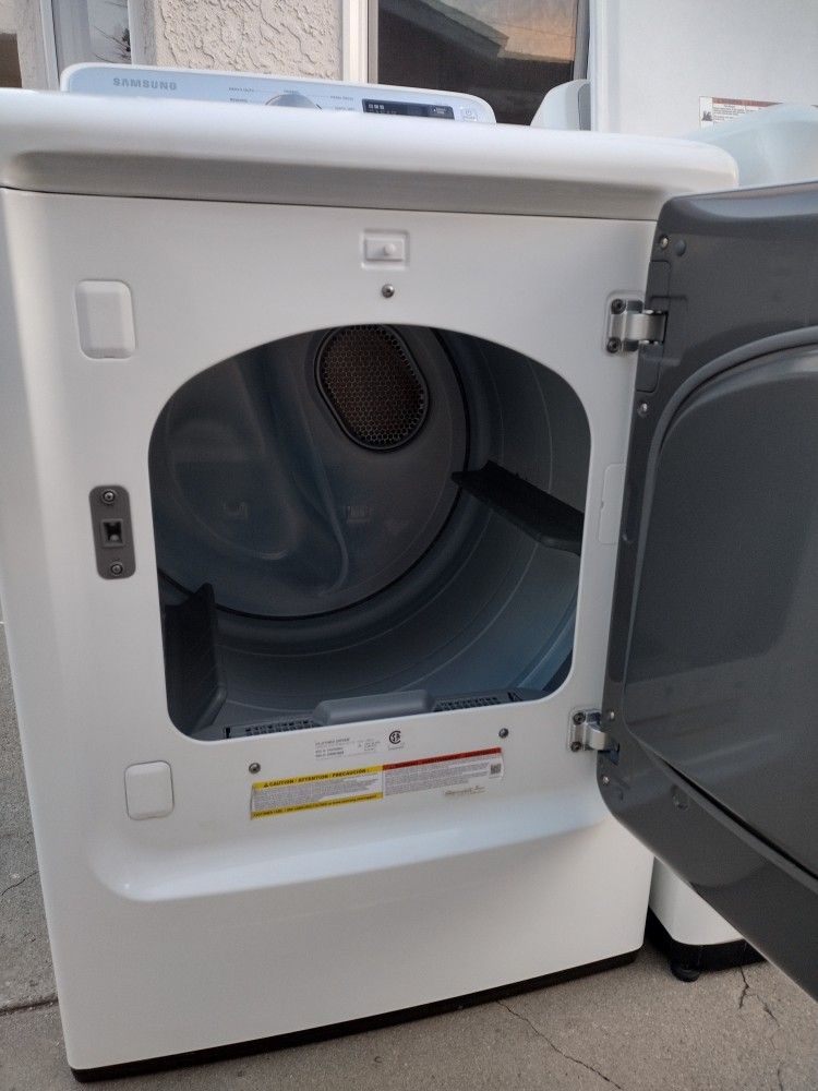 Washer And Gas Dryer 