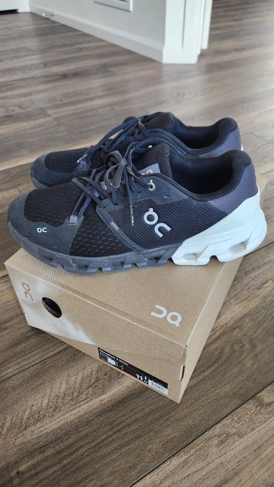 On Cloudflyer 4 Wide Men's Size 11