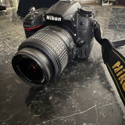 Nikon D7000 DSLR