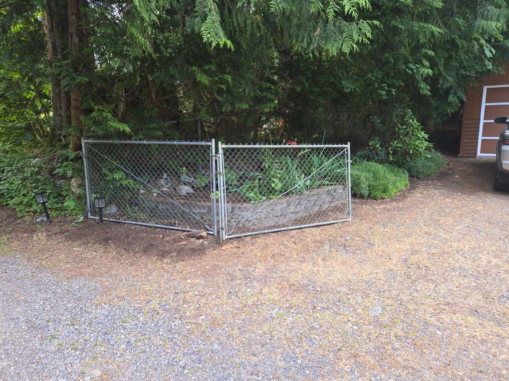 Used Cyclone Fence Gates