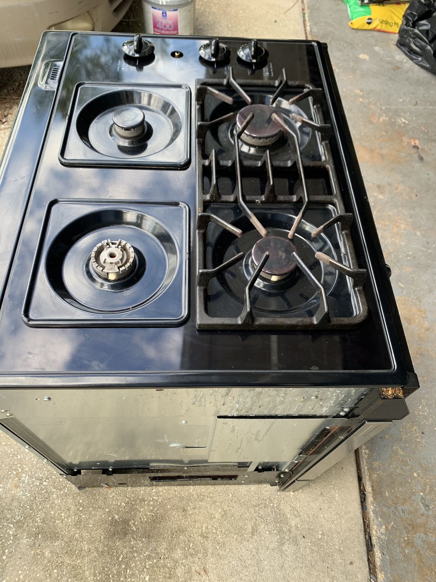 Gas Stove And Over The Range Microwave