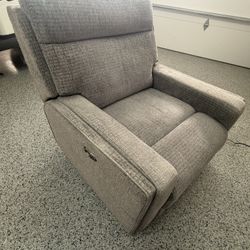 Powered Recliner
