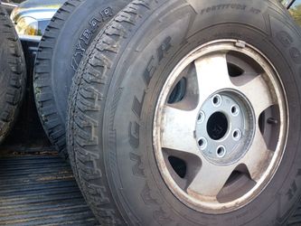 265/70/176 1997 obs Chevy Rims/Tires/lug nuts full set $150 (6x5x5 rims)