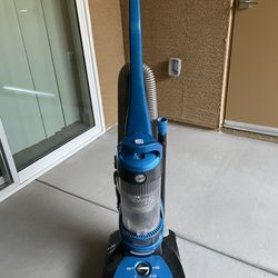 Hoover elite rewind plus vacuum cleaner upright