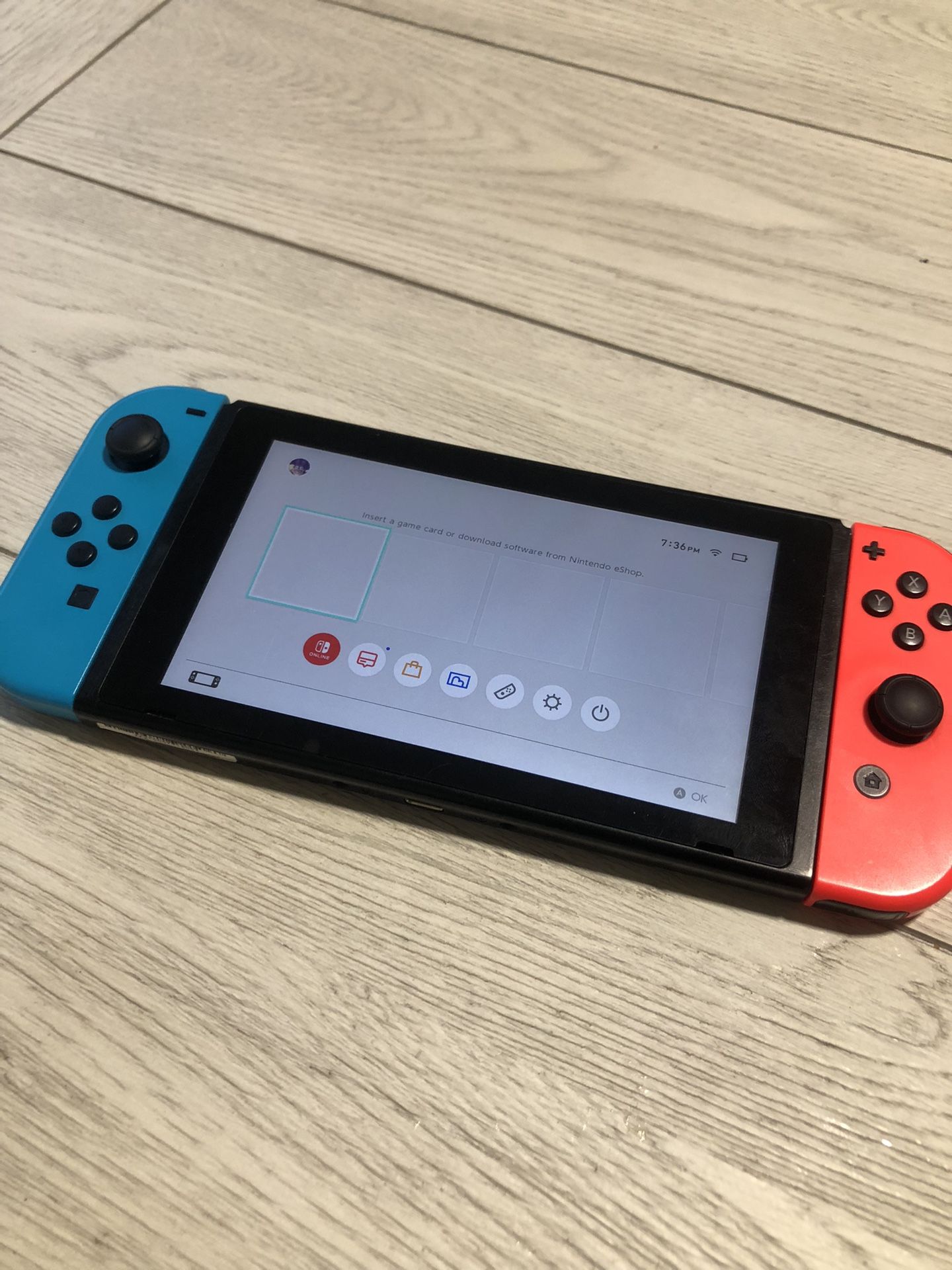 Nintendo Switch 