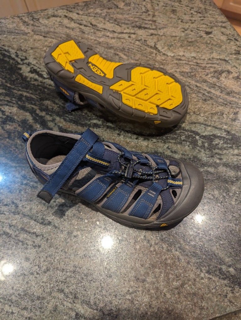 Keen Newport Sandals Kids 5