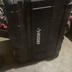 Husky Rolling Tool Box