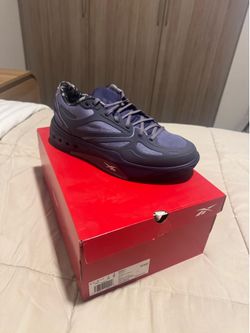 Reebok Engine A Basketball Shoes Size 10 Men’s (Purple/Black)