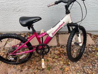 Diamondback Tess 20 Kids Bike, The tire size is 20x1.95