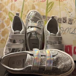 Size 11 Wonder Nation Toddler Girls Canvas Skate Sneakers