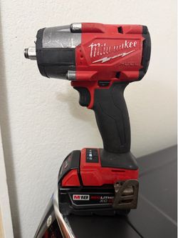 Milwaukee Fuel M18 1/2 Impact Wrench