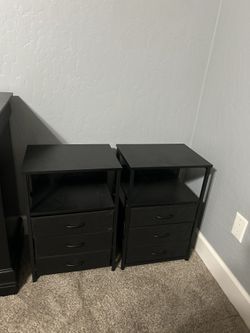 2 Sets of Nightstand
