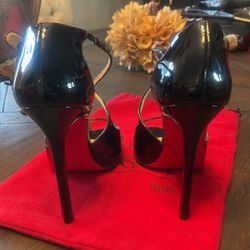 Authentic Christian Louboutin Black Patent leather Heels
