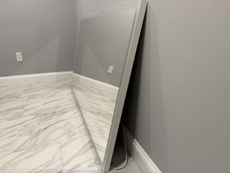 Bathroom Vanity Mirror (Lighted)