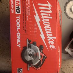MILWAUKEE M18 6-1/2” CIRCULAR SAW