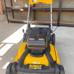 Lawn mower dewalt (TOOL ONLY)