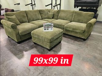 BRAND NEW 4PC SECTIONAL SOFA SET WITH OTTOMAN AND ACCENT PILOWS INCLUDED $549