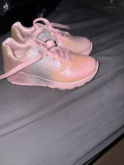Girls shoes