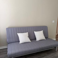Modern Gray Futon Sofa Bed – Clean & Space Saving