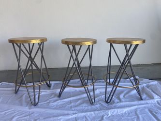 STOOLS 