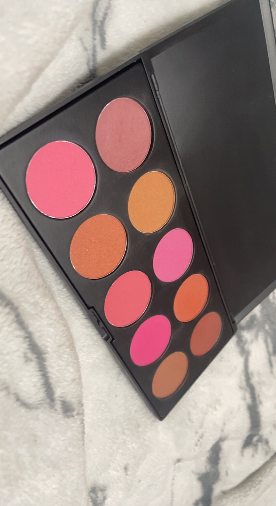 Brand New Not Used Blush Pallet