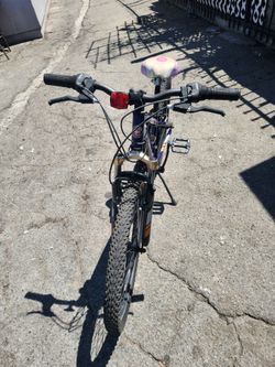 Vendo Una Bicicleta De Aluminio Size 24
