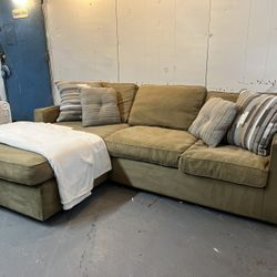 Raymore & Flanigain Feather Filled Sectional Sofa Right Chaise (🧼🚚DELIVERY AVAILABLE)