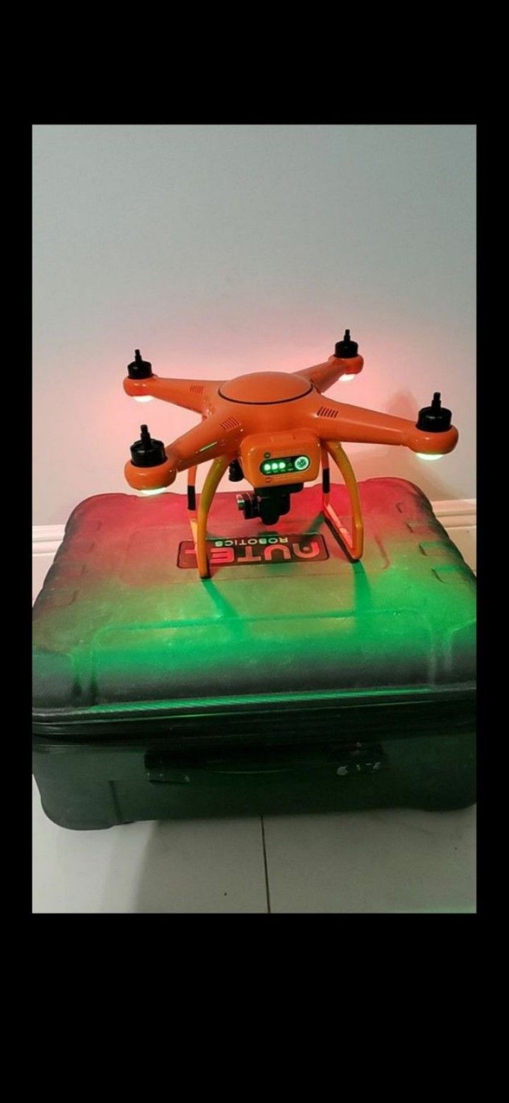 4k Drone with case and goodies!