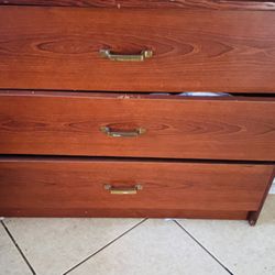 Dresser Set 