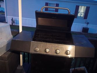 Gas grill