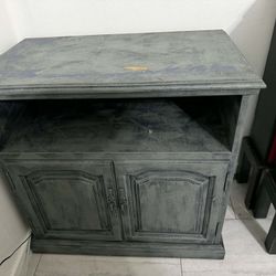 Base Cabinet