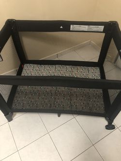Graco Play Yard