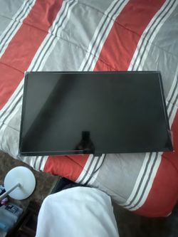Flat Screen TV 24 inch